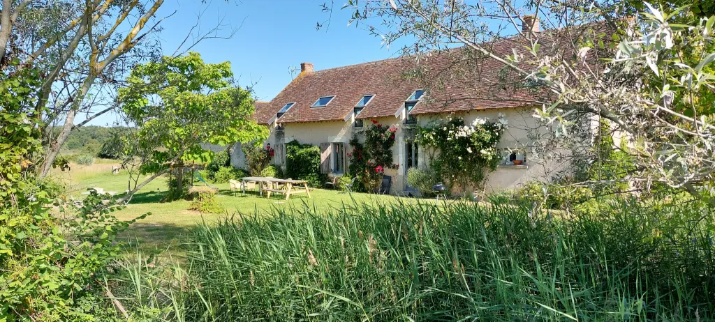 Gîte Domaine Coeur de Brenne en bordure d'Etang
