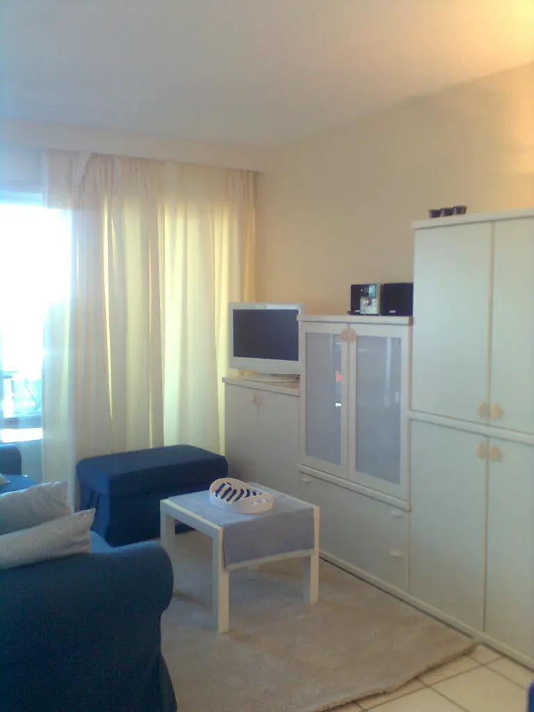 Nieuwpoort-Plage : joli appartement avec grande terrasse ensoleillée.
