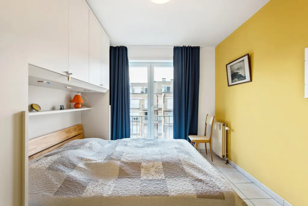 à LOUER Appartement 3 chambres- belle vue latérale sur mer 