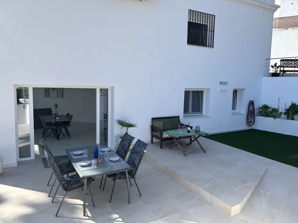 Villa Palmera Luxe Relaxe Benalmadena Malaga Digital Nomad