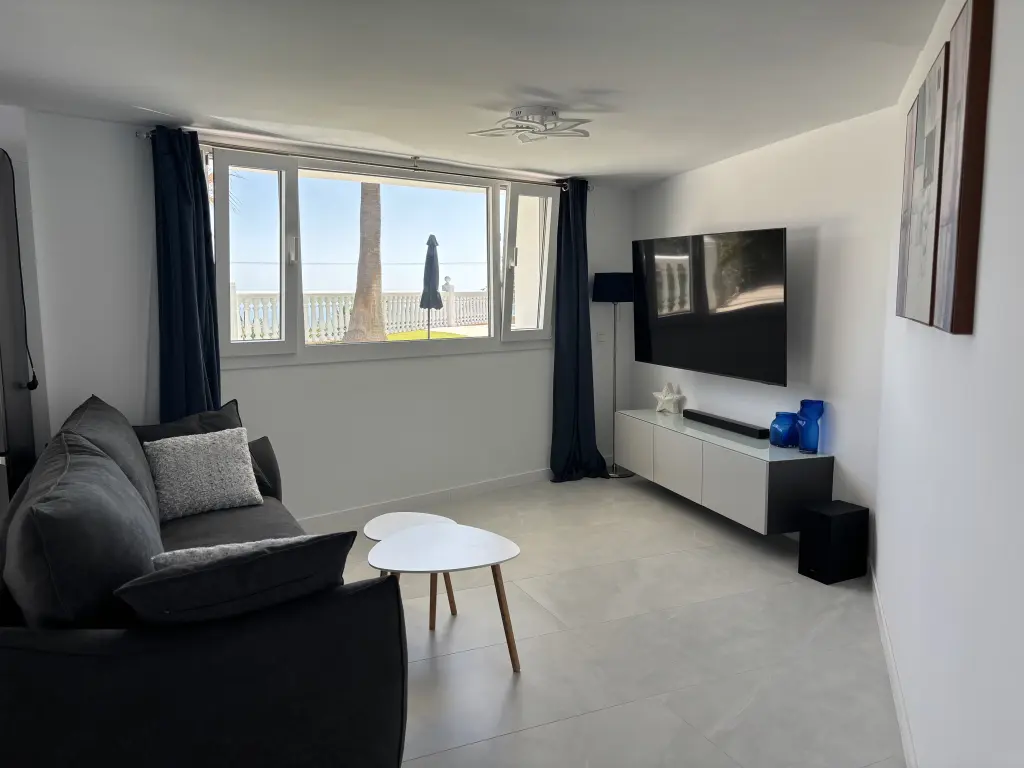 Villa Palmera Luxe Relaxe Benalmadena Malaga Digital Nomad