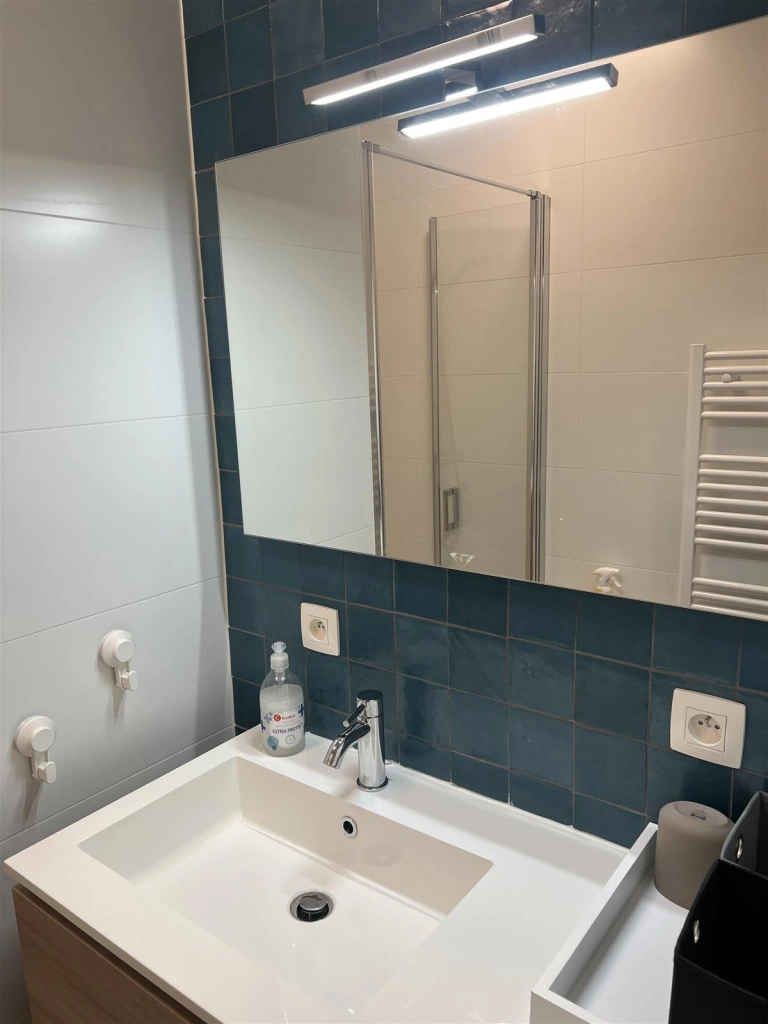 Appartement à LE PARIS / LE PARIS 2A-9/0202