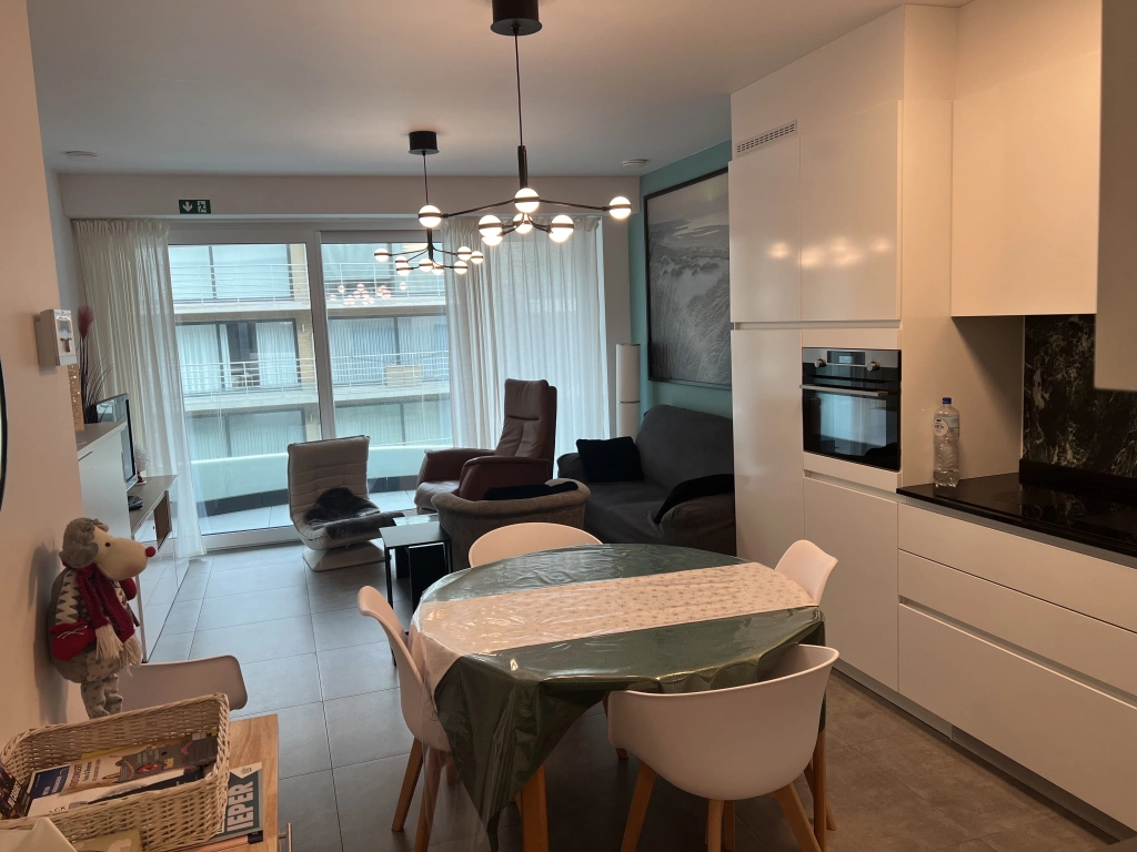 Appartement à LE PARIS / LE PARIS 2A-9/0202