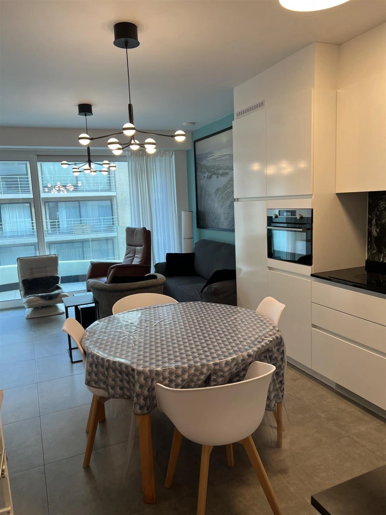 Appartement à LE PARIS / LE PARIS 2A-9/0202