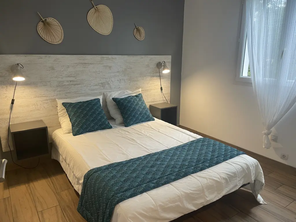 Villas tout confort avec piscine 5km de la plage de Santa Giliua 10km sud Porto Vecchio