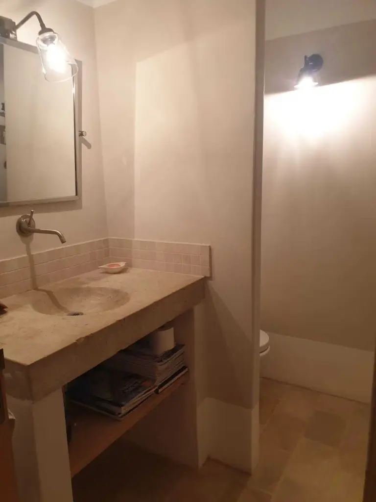 Entre Luberon et Alpilles, mas provençal dans son oliveraie et sa piscine privée
