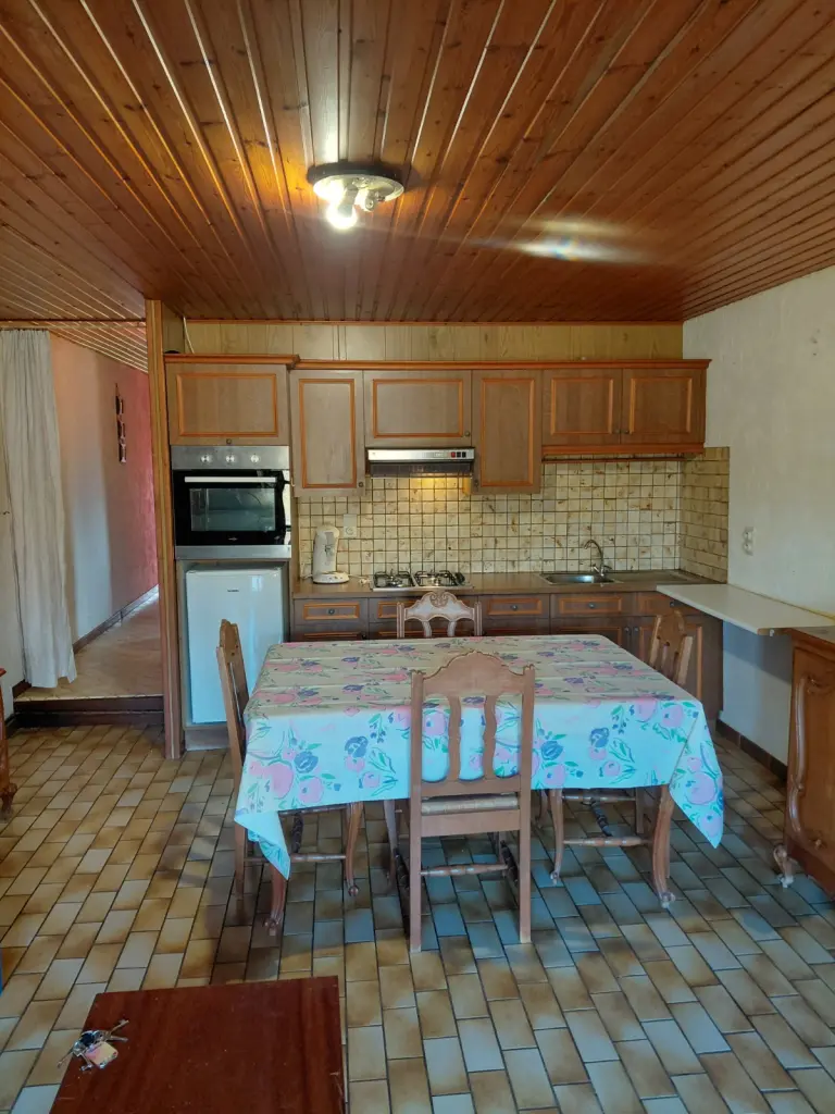 Appartement à louer à Petit-Fays près de Bièvre