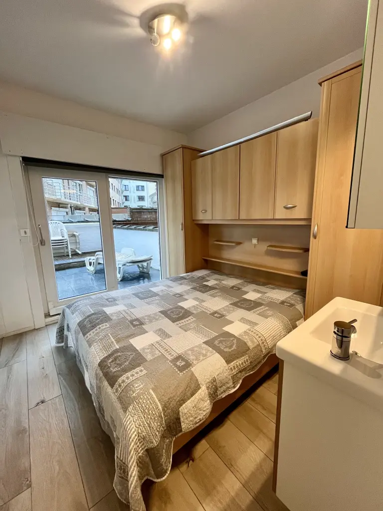 Grand appart 2ch 6p de 75m2 avec très grde terrass