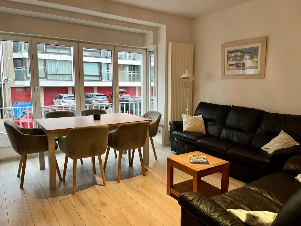Grand appart 2ch 6p de 75m2 avec très grde terrass