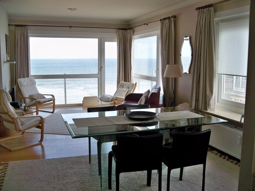 Digue de mer Ostende- agréable appartement