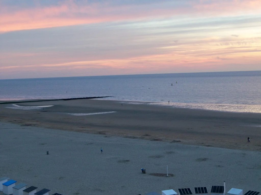 Digue de mer Ostende- agréable appartement