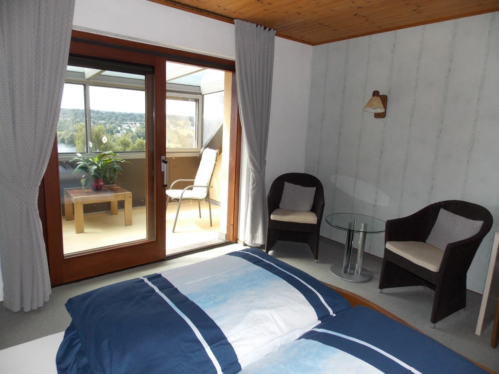 Maison de vacances très calme avec vue sur le lac    cote  sud