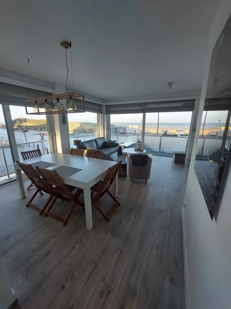 Superbe appartement rénové  vue sur mer