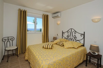 Villa de Rêve 4 étoiles, Climatisée, Piscine, Vue Mer, 6 Personnes - Mare e Macchia : Entre Mer et Maquis