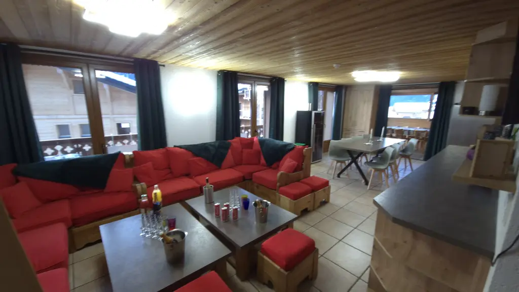 Châtel de 10 à 19 pers 380 m²